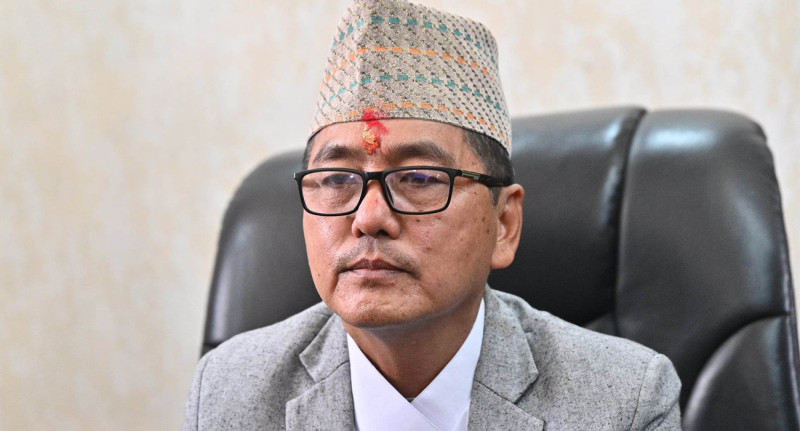 राप्रपामा ‘राजा क्रेज’ले गरेन काम, अध्यक्ष लिङ्देन नै डेन्जर जोनमा